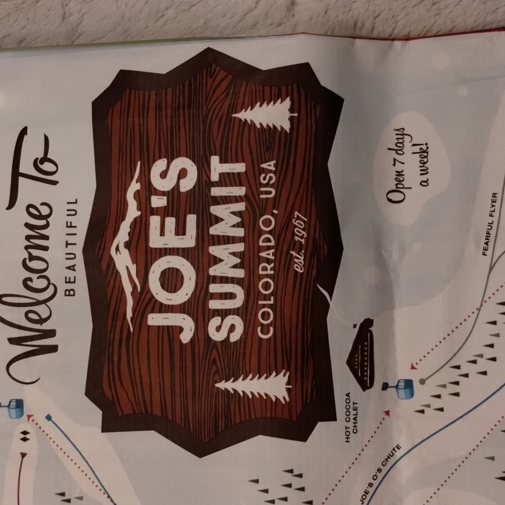 Trader Joe’s Plastic Reusable Shopping Tote Bag 6 Gallon Colorado Skiing Collect